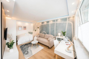 BellaBene modernes Studioapartment in zentraler Lage mit Balkon, Arbeitsplatz, Parkplatz